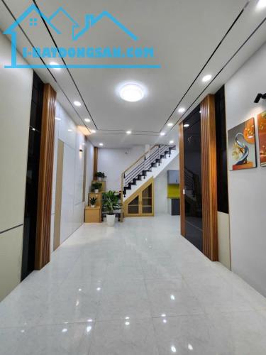 MẶT TIỀN KINH DOANH GIÁP NGÃ TƯ BỐN XÃ, 44M2, 2 TẦNG GIÁ NHỈNH 4 TỶ