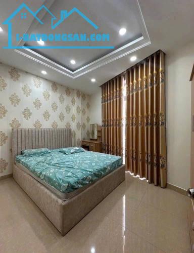 Bán nhà 50m2, 3 tầng, 4PN, 3WC, Trường Thọ, Thủ Đức - 6.8 tỷ - 3
