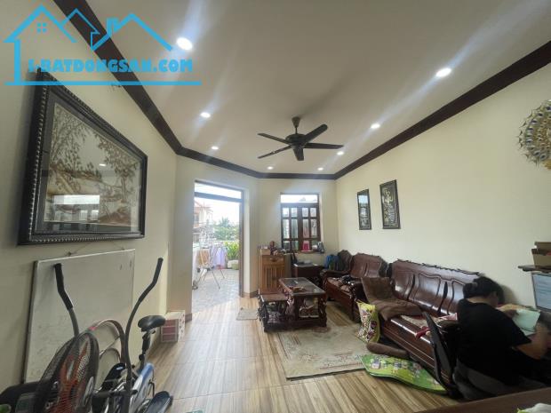 Mặt Tiền Dương Đình Hội, Phước Long B, Thủ Đức 150m2 Giá 15 Tỷ Hơn