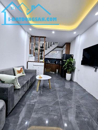 ⚡ SIÊU PHẨM LĨNH NAM – 5 TẦNG – GẦN CHỢ ĐÊM – NGÕ Ô TÔ – 4,8 TỶ – SỔ ĐỎ CHÍNH CHỦ! ⚡ - 2