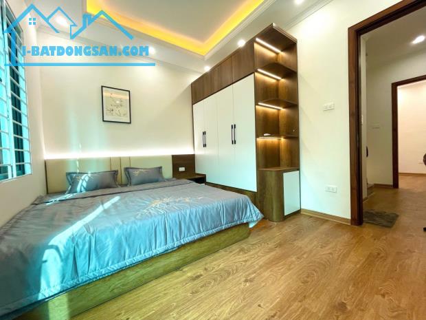 Bán nhà đường Kim Giang, Hoàng Mai, nhà đẹp full nội thất, ngõ rộng, rất gần ô tô tránh - 1