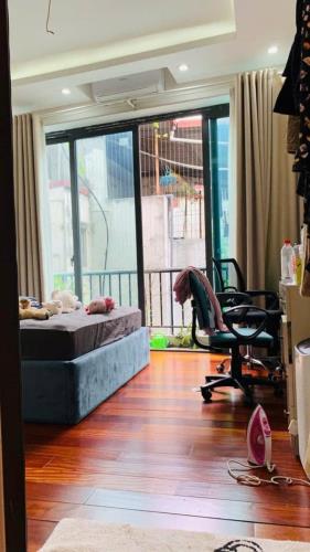 Bán nhà Cao Bá Quát-DT 28 m2 x 5 tầng.MT 4m.-3NGỦ-TRƯỚC NHÀ THOÁNG SÁNG. - 2