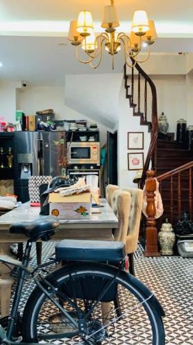 Bán nhà Cao Bá Quát-DT 28 m2 x 5 tầng.MT 4m.-3NGỦ-TRƯỚC NHÀ THOÁNG SÁNG. - 1