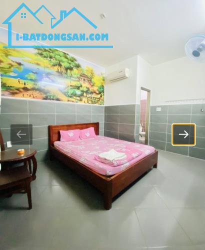 BÁN NHÀ MẶT PHỐ ĐẸP HÓC MÔN - 181M2 - 6 TẦNG - 15.5 TỶ - SỔ HỒNG CHÍNH CHỦ