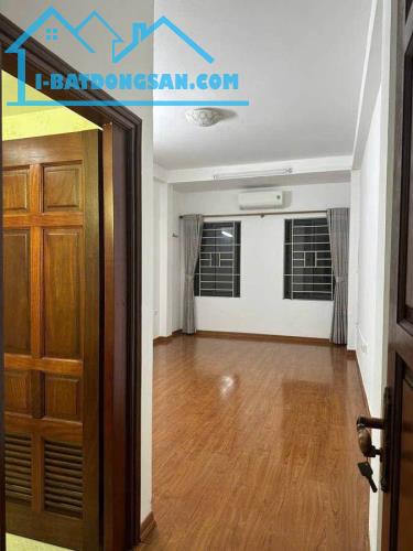 Bán Nhà Ngọc Thuỵ Dân Dây 35m2 5 Tầng, Phân Lô, Ô Tô Đỗ Cửa, 2 Thoáng - Giá Hiếm 7.x Tỷ - 3