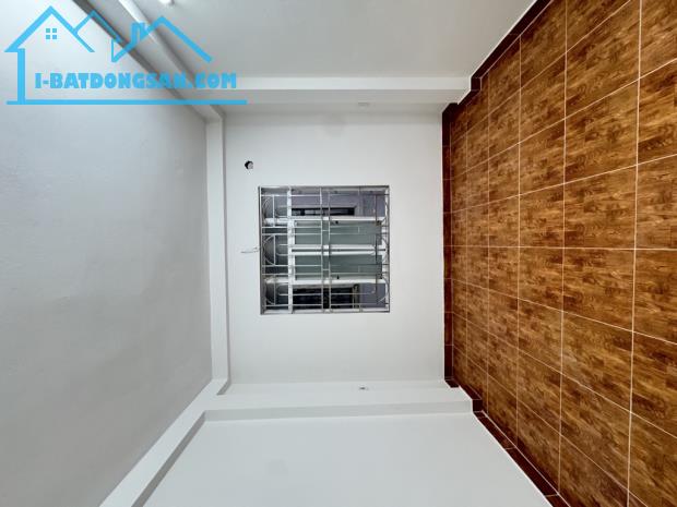 Bán nhà Phố Gia Thượng Ngọc Thụy, giáp Công Viên Ngọc, Trường Pháp Việt, giá 5 tỷ 150 trệu - 2