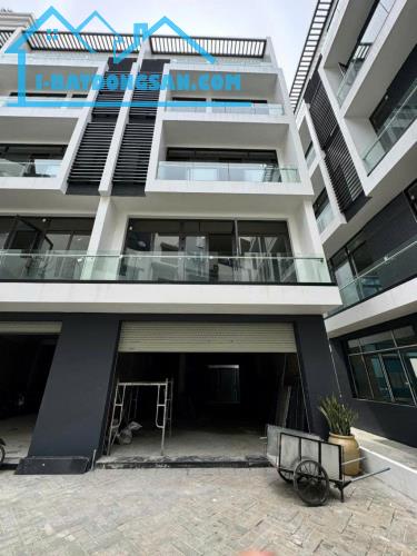 BIỆT THỰ SONG LẬP LÔ GÓC,HUỲNH THÚC KHÁNG,NGUYÊN HỒNG,75M2, MẶT TIỀN 6M, 41 TỶ - 1