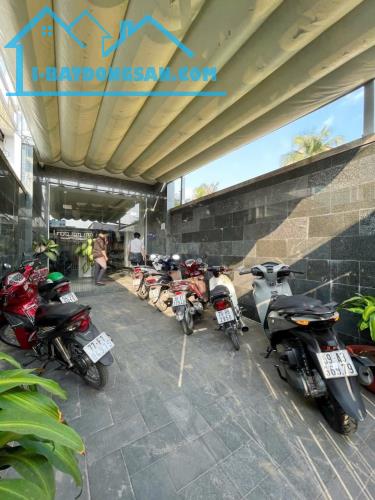 Nhỉnh 11 tỷ nhà trệt 3 lầu mặt tiền kinh doanh đường 11 P.Trường Thọ, Thủ Đức