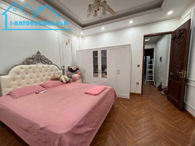 PHONG CÁCH THƯỢNG LƯU, NHÀ VIỆT HƯNG 100M, 5T, MT6M, NỞ HẬU, THANG MÁY, GARA,NỘI THẤT NHẬP - 1