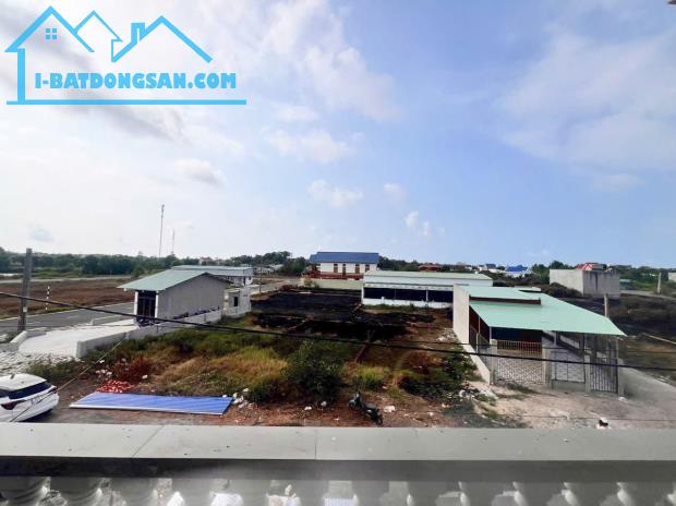 Bán gấp Biệt Thự Vườn Cách Biển 500M Giá chỉ 3ty100 - 2