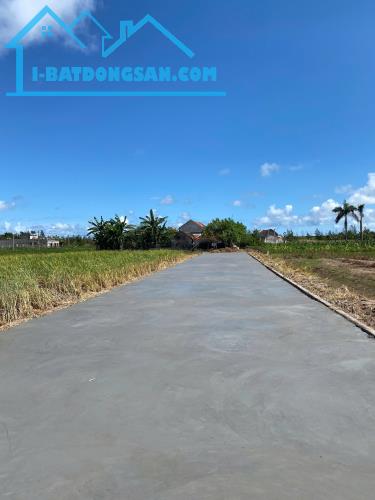 Chính chủ không qua trung gian bán gấp lô 120m2 TDP 5 view biển Thịnh long giá chỉ 13 tr/m - 1