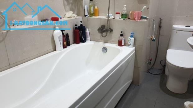 SIÊU PHẨM 3 TẦNG NGANG 5.5M HIẾM - 55M2 - HẺM XE TẢI THÔNG NGAY HỒ VĂN LONG - CHỈ 5 TỶ 100 - 3