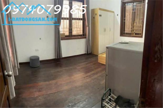 CẦN PASS PHÒNG TẠI TÂY HỒ, HÀ NỘI - Địa chỉ: ngõ 310 đường Nghi Tàm,Yên Phụ, Tây Hồ, Hà - 4