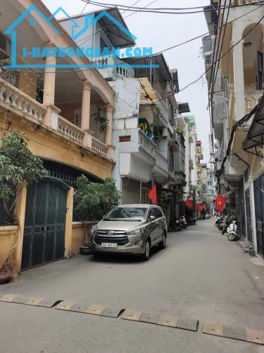 Bán nhà Khương Trung - Ngã Tư Sở, 30m2 x 4 tầng, ngõ phân lô, ô tô cách 15m. Giá 5 tỷ