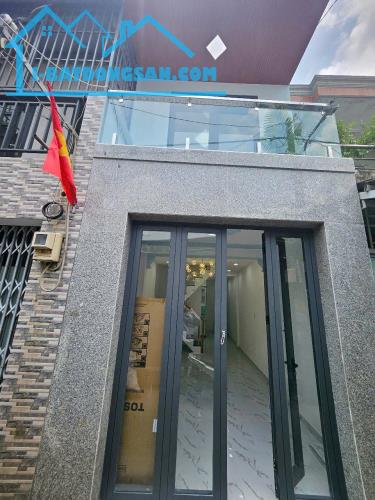 Nhà đối diện trường học Khánh Bình Âu Dương Lân P3Q8 - 4