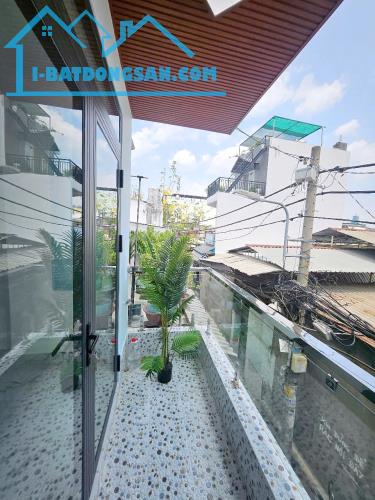 Nhà đối diện trường học Khánh Bình Âu Dương Lân P3Q8