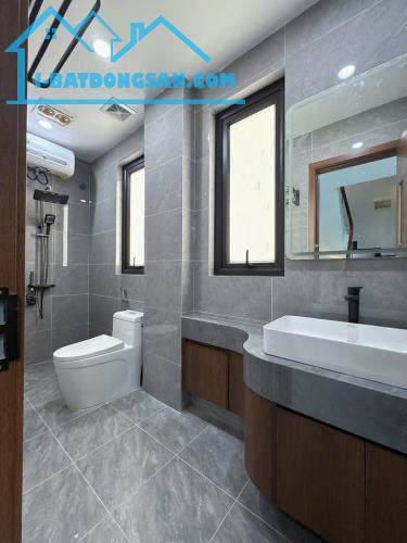 NHÀ MỚI PHỐ NGUYỄN VĂN CỪ 55M, 7T, MT4M, THANG MÁY, KINH DOANH, Ô TÔ TRÁNH. - 2