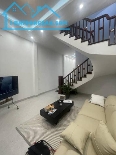 💜NHÀ PHỐ NGỌC LÂM 48M2X5T MT 4.5M CHÀO 14 TỶ - PHÂN LÔ Ô TÔ TRÁNH - KD - DÂN XÂY💜