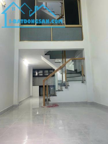 + Trần Hưng Đạo 37 M2 .3 Tầng .3 X 12.5 Giá .6 Tỷ TL .Phường 1 Quận 5 - 1