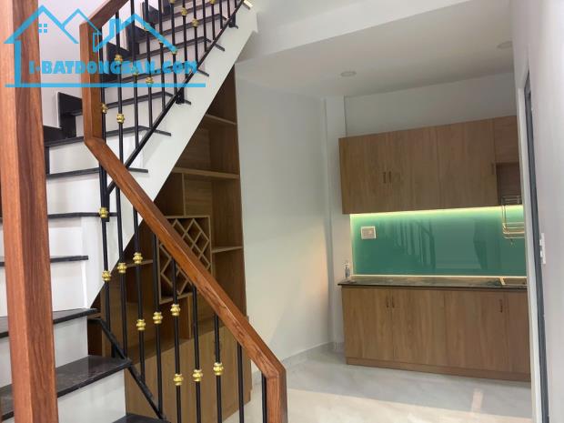 Nhà 2 Tầng Cách Đường Man Thiện chỉ 50m TNPA Q.9 - 45m2 - Ngang 6m