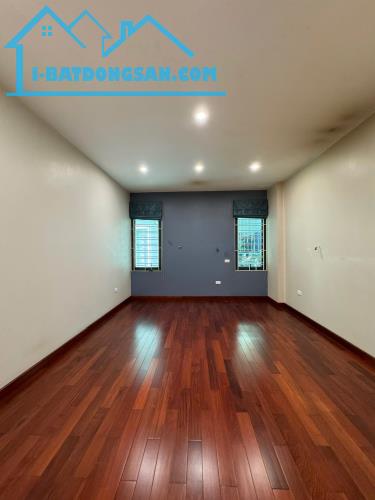 BÁN NHÀ NGÔ GIA TỰ LONG BIÊN 56M2 5T Ô TÔ ĐỖ CỬA, DÂN XÂY, NHỈNH 8 TỶ - 3