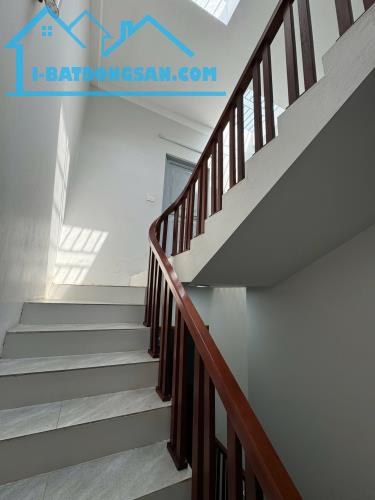 BÁN NHÀ NGÔ GIA TỰ LONG BIÊN 56M2 5T Ô TÔ ĐỖ CỬA, DÂN XÂY, NHỈNH 8 TỶ - 1