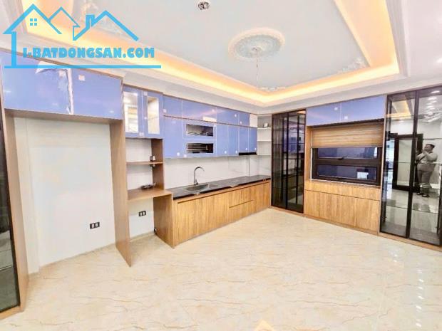 NHÀ VIP ĐẸP NGAY ĐỘI CẤN, BA ĐÌNH - 8 TẦNG - THANG MÁY GIÁ HẤP DẪN ‼️ - 5
