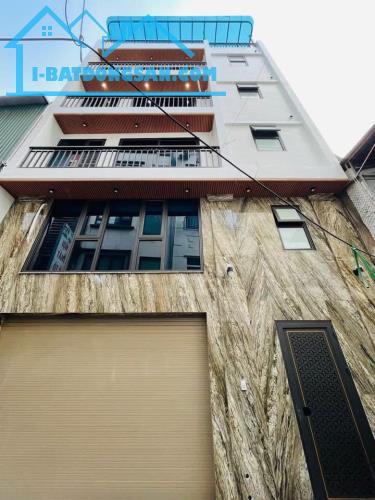 Nhà Kinh Doanh 12.5 tỷ-40m2 mặt tiền 8m*6 tầng- oto vào gara- 5m ra mặt phố Khương Đình - 5