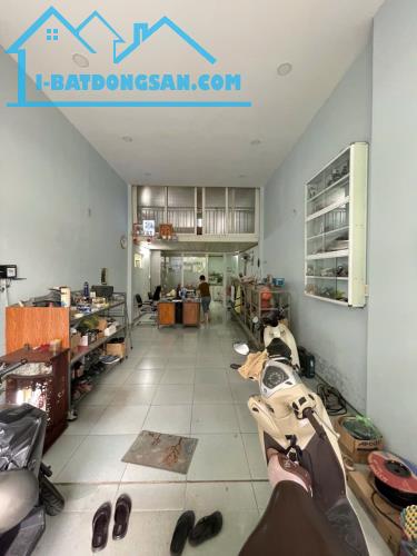 Bình Tân, Mt đường nội bộ, Nhà  đẹp 3tầng,64m2,Nở  hậu, giá rẻ.