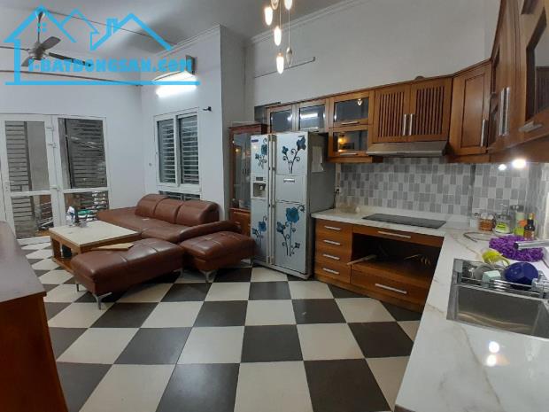ĐỐNG ĐA, 4 TẦNG MỚI ĐẸP KENG, NỘI THÂT CAO CẤP-GIÁ TỐT, 40M2, 7,1 tỷ - 4