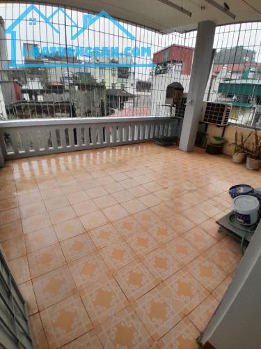 ĐỐNG ĐA, 4 TẦNG MỚI ĐẸP KENG, NỘI THÂT CAO CẤP-GIÁ TỐT, 40M2, 7,1 tỷ