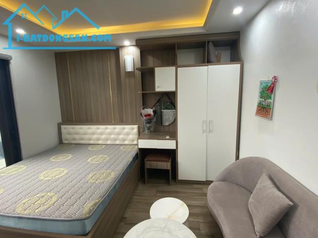 Chính chủ cho thuê Căn hộ dịch vụ giá rẻ tại Ngõ 193 Phố Trích Sài, Bưởi, Tây Hồ. Chỉ 6tr - 3