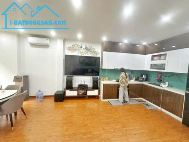 BÁN NHÀ HOÀNG CẦU – 6 TẦNG THANG MÁY – TRUNG TÂM ĐỐNG ĐA - 4