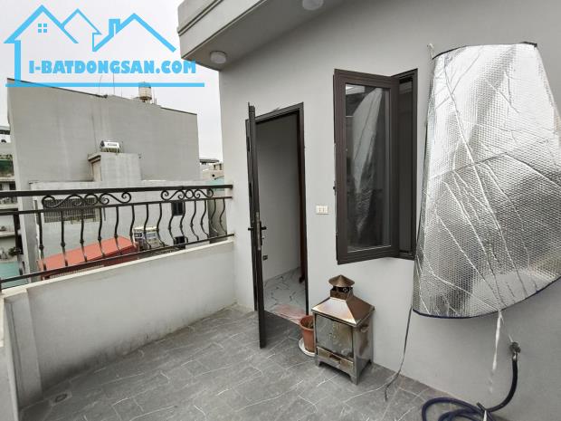 7,35tỷ - Bán nhà siêu hiếm ngõ 750 Kim Giang - ôtô đỗ cửa - tiện ích vô vàn - 3