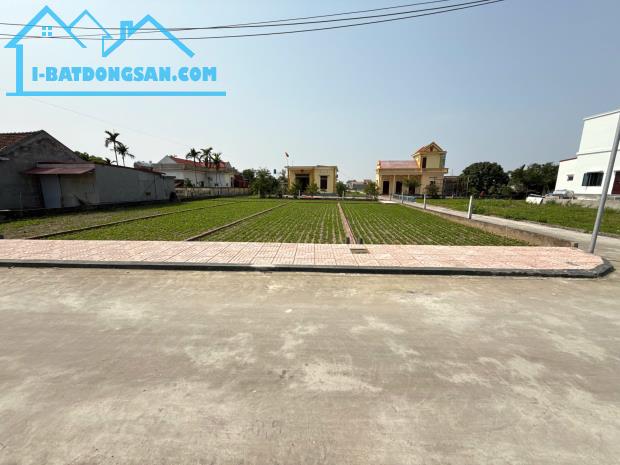 Bán đất thị trấn quất lâm gần quảng trường 90m2 chỉ nhỉnh 1 tỷ
