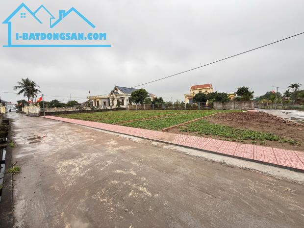 Bán đất thị trấn quất lâm gần quảng trường 90m2 chỉ nhỉnh 1 tỷ - 2