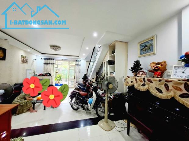 MẶT TIỀN KDC BÔNG SAO - KHU VIP ĐƯỜNG 8M VỈA HÈ - 5,5X18M NỞ NHẸ - 3 TẦNG BTCT - 16 TỶ - 5