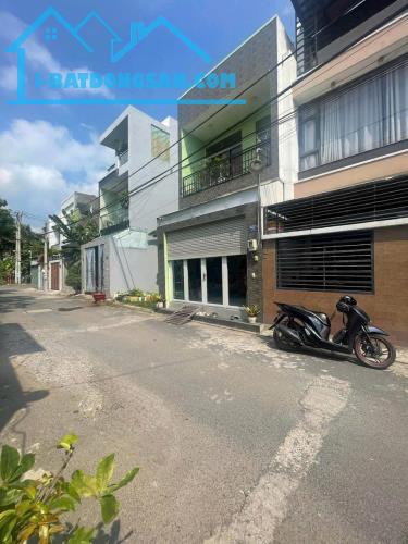Nhà 1 trêt 2 lầu đường 6 Long Trường quận 9-Tp Thủ Đức  4.5tỷ - 4