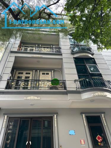 HIẾM CÓ 1.0.2 !!! BÁN NHÀ LÝ NAM ĐẾ 65M2 - 4 TẦNG - MẶT TIỀN 5M - Ô TÔ ĐỖ CỬA - KINH DOANH