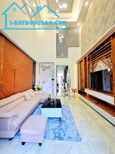 Nhà Nguyễn Văn Khôi 77m² | 6 Tầng Thang Máy | Ôtô Trong Nhà - 1