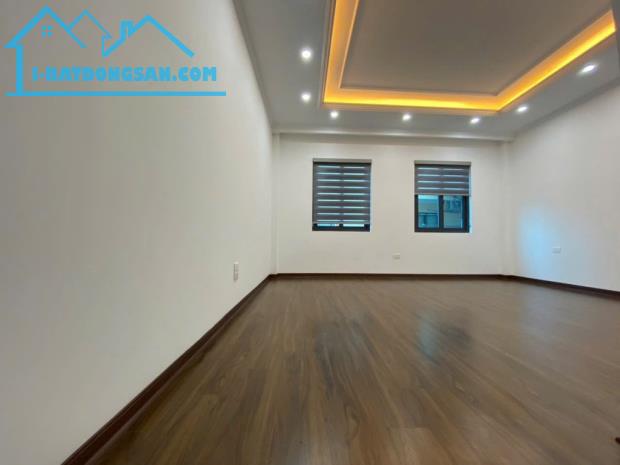 Duy Nhất Nhà Tăng Thiết Giáp  Gần Đường Phạm Văn Đồng An Ninh Cực tốt DT40m - Giá 12,8 tỷ - 2