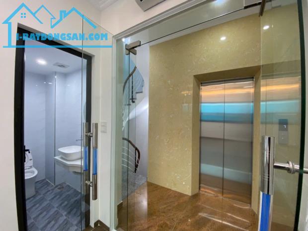 Duy Nhất Nhà Tăng Thiết Giáp  Gần Đường Phạm Văn Đồng An Ninh Cực tốt DT40m - Giá 12,8 tỷ - 3