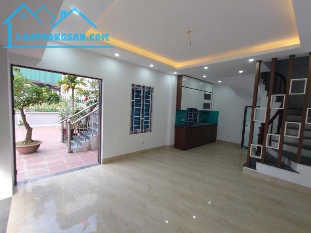 🔥 BÁN NHÀ LÔ GÓC – NGAY GẦN HỒ ĐIỀU HÒA – LIÊN MẠC – CHỈ 6.05 TỶ 🔥