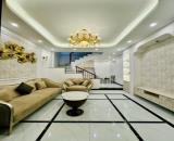 CẠNH ROYAL CITY - TRUNG TÂM   35m2 chỉ hơn 6 tỷ  + Cách Ngã Tư Sớ chưa đầy 1km, nằm giữa