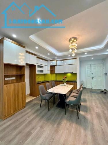 Cần bán căn hộ nằm góc giao đường Hàm Nghi và Nguyễn Đổng Chi - 2