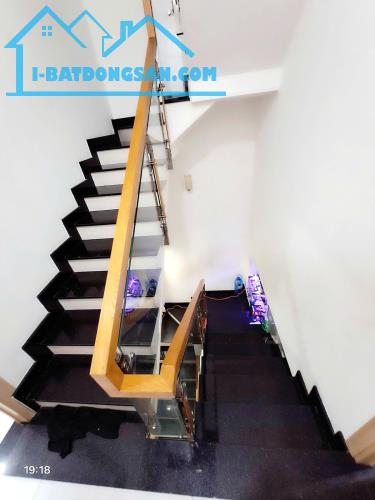 Bán Nhà  Bình Tân, Mặt Tiền KD 3 Tầng KD giáp Tân Phú chỉ 6 tỷ nhỉnh - 3
