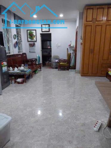 Bán gấp biệt thự full nội thất, 8x11 cn 85m2 Cống Quỳnh Quận 1 chỉ 19 tỷ - 3