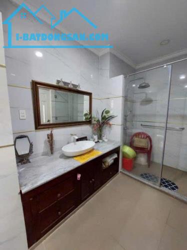 Bán gấp biệt thự full nội thất, 8x11 cn 85m2 Cống Quỳnh Quận 1 chỉ 19 tỷ - 5
