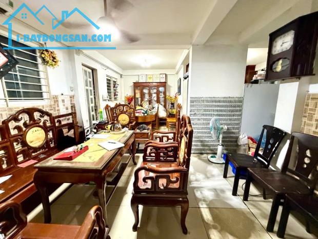 6,9 tỷ có ngay nhà phố Gò Vấp 160m² — Tặng nhà 2 lầu, vị trí siêu đẹp sát Tân Bình!