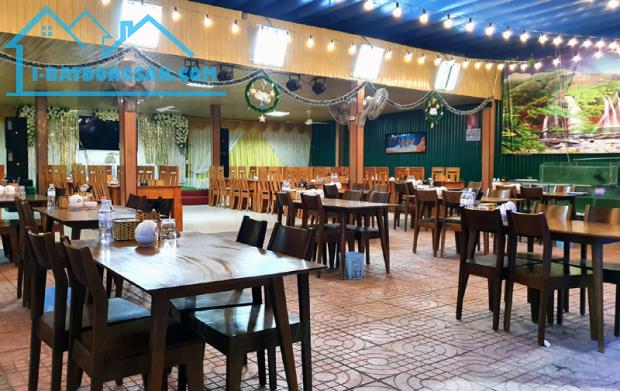 Cho thuê mặt bằng kinh doanh 120m2, 2 tầng, kinh doanh bia hơi, nhà hàng, café…